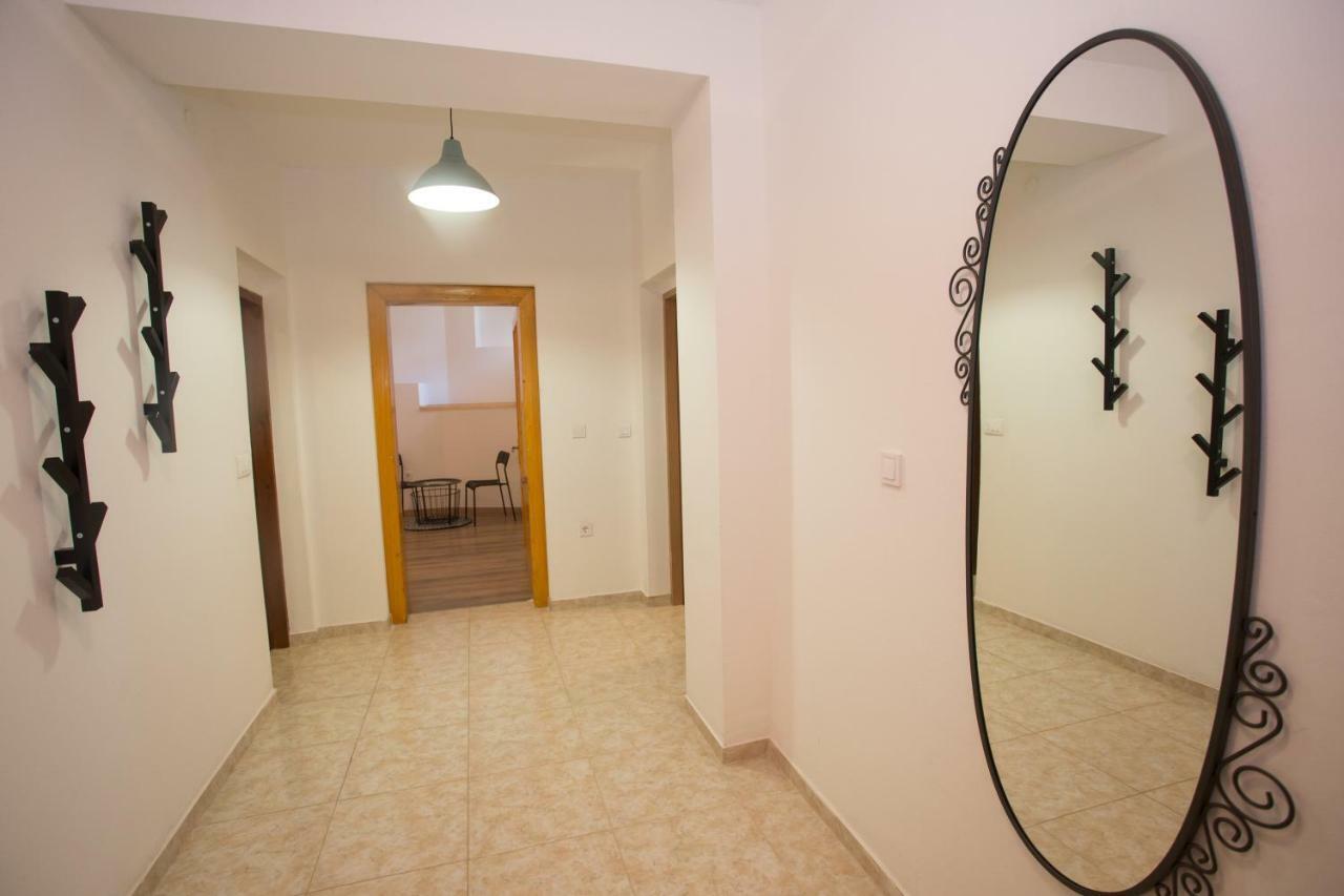 Апартаменты Apartman Girasol Пула Экстерьер фото